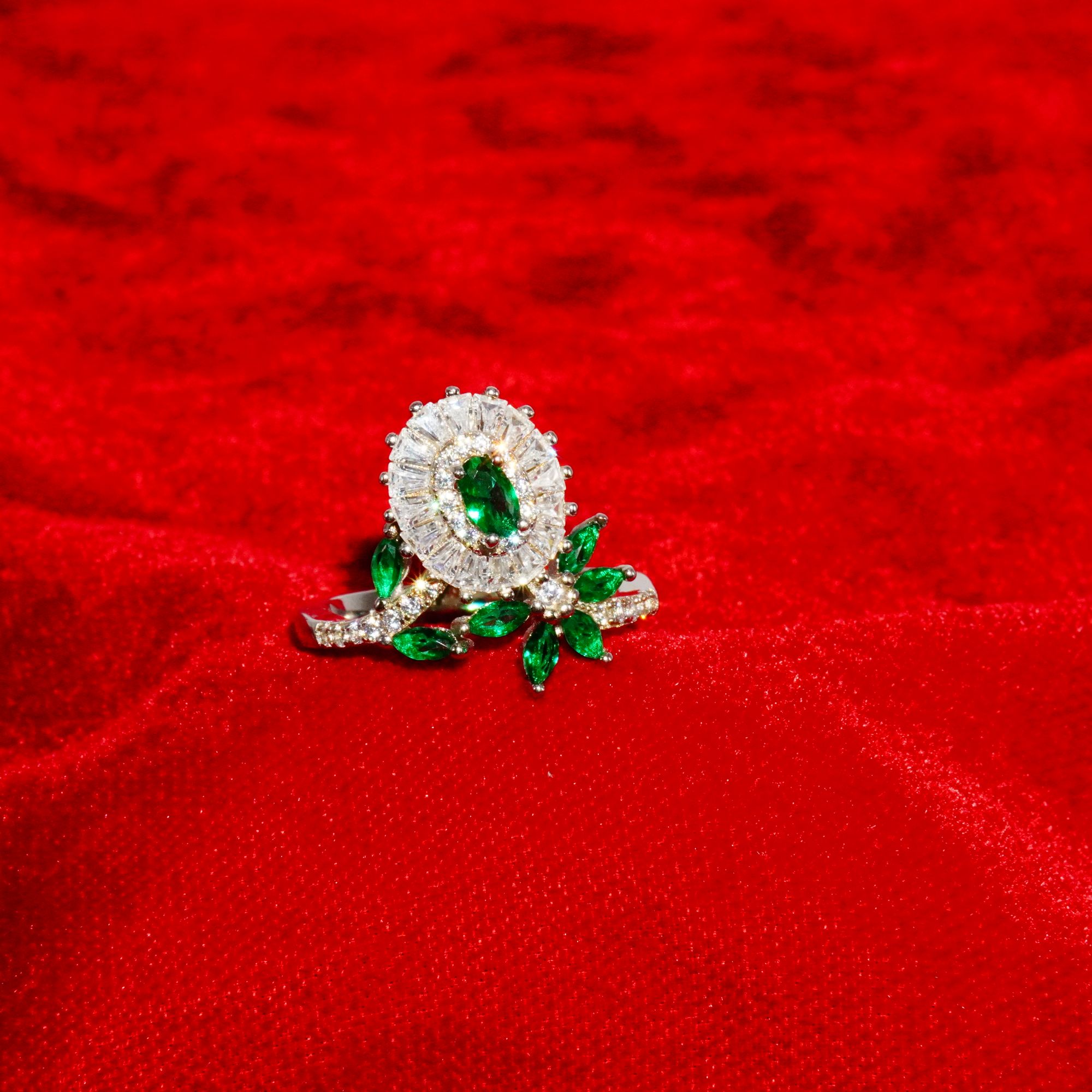 925 Silver Modern Ladies Ring 710R6