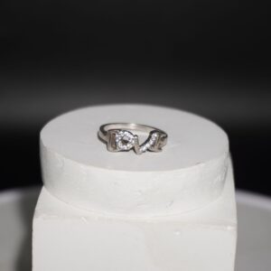925 Silver Dazzling Studed Ring 909R52