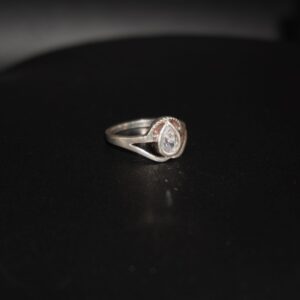 925 Silver Delicate Ladies Ring 581R8