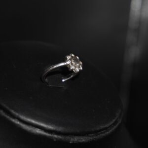 925 Silver Classy Ladies Ring 905R19