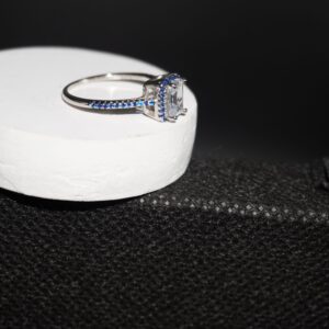 925 Silver Stunning AD Diamond Ring 710R23