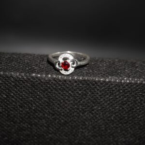 925 Silver Beautiful Engagement Ring 873R41