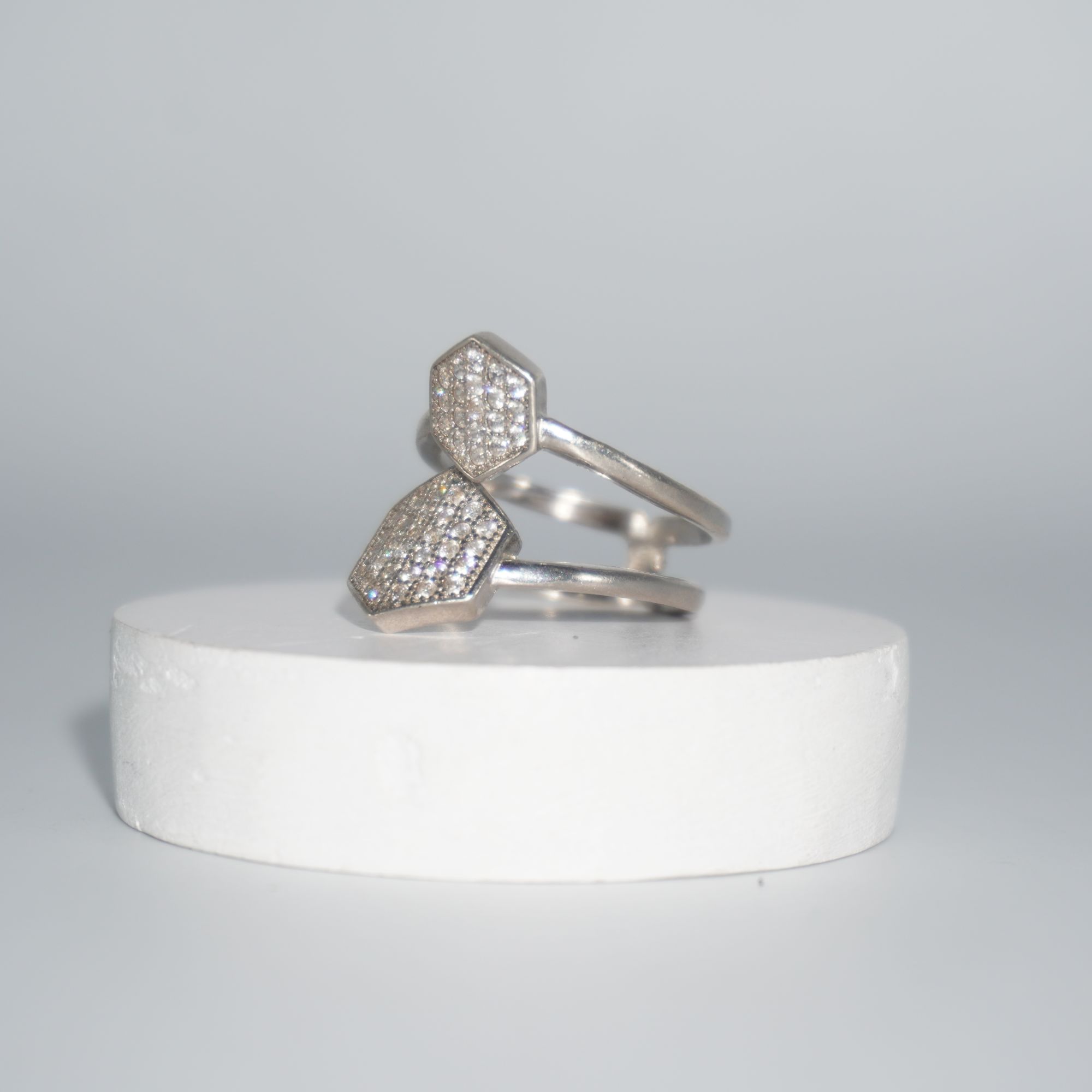 925 Silver Trending Ladies Ring 274R113 - Image 3