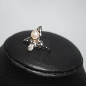 925 Silver Elegant Ladies Ring 709R23
