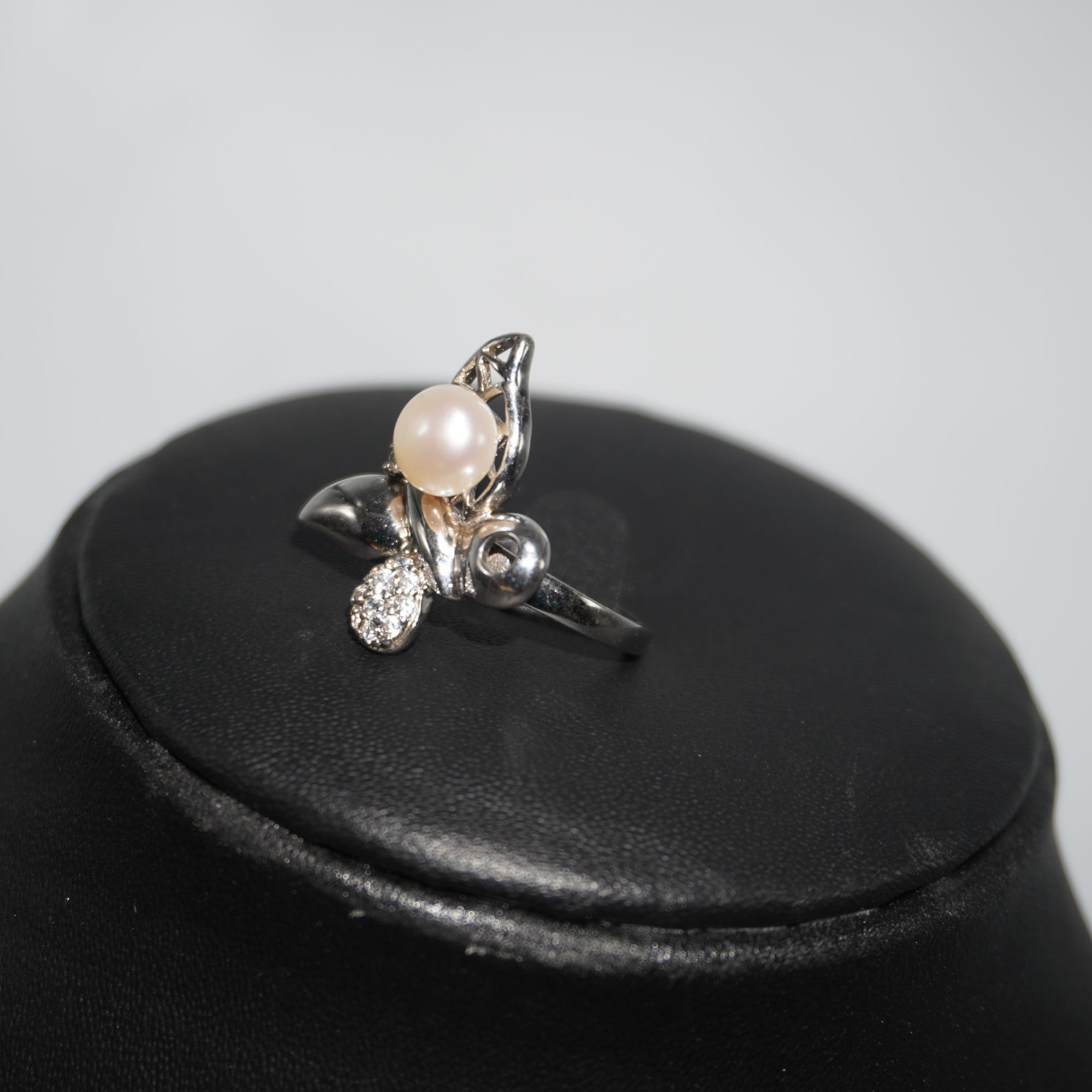 925 Silver Elegant Ladies Ring 709R23 - Image 2