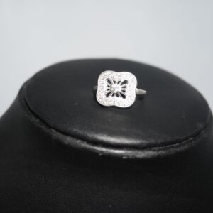 925 Silver Classy Ladies Ring 871R49