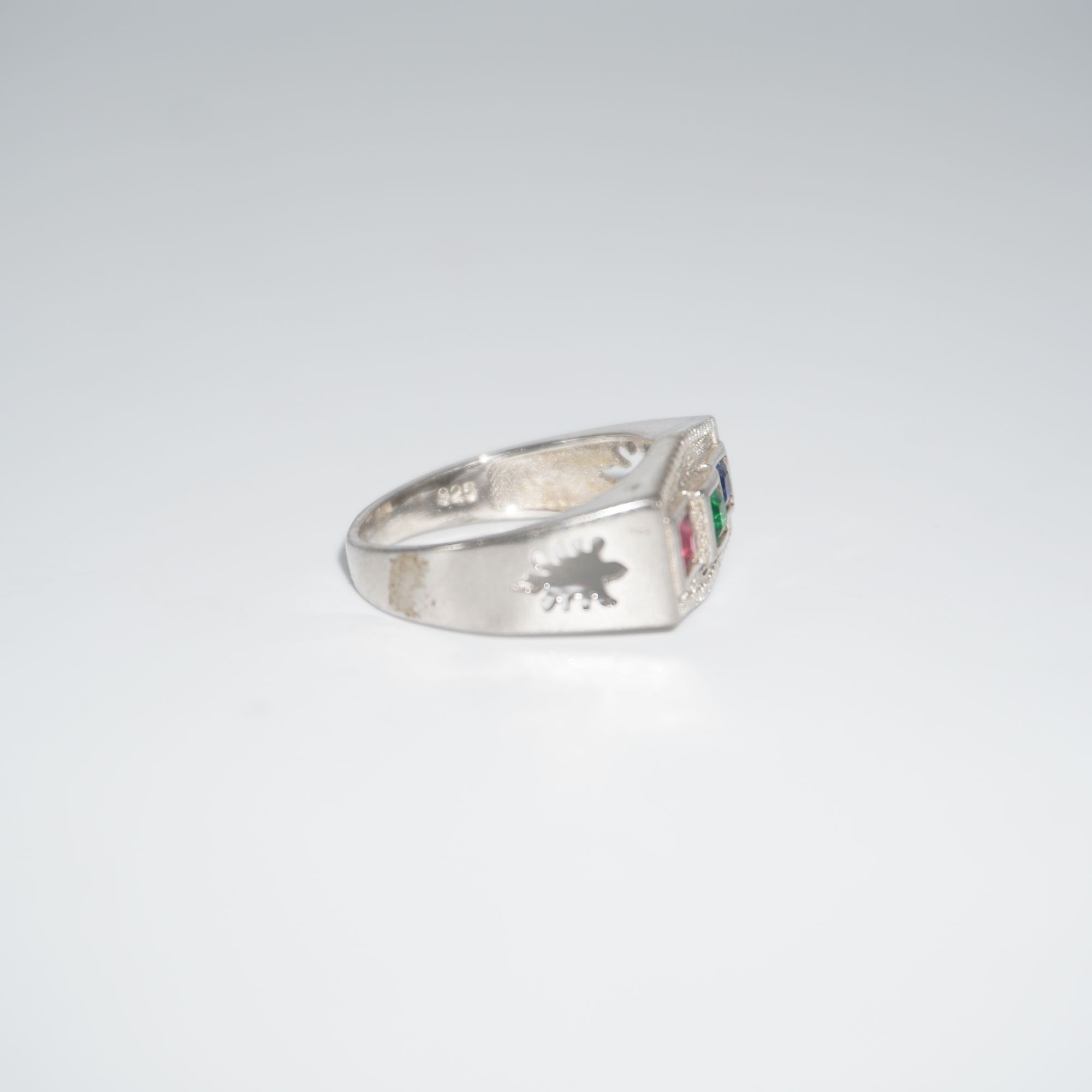 925 Silver Dazzling Designer Ring 195R501 - Image 2