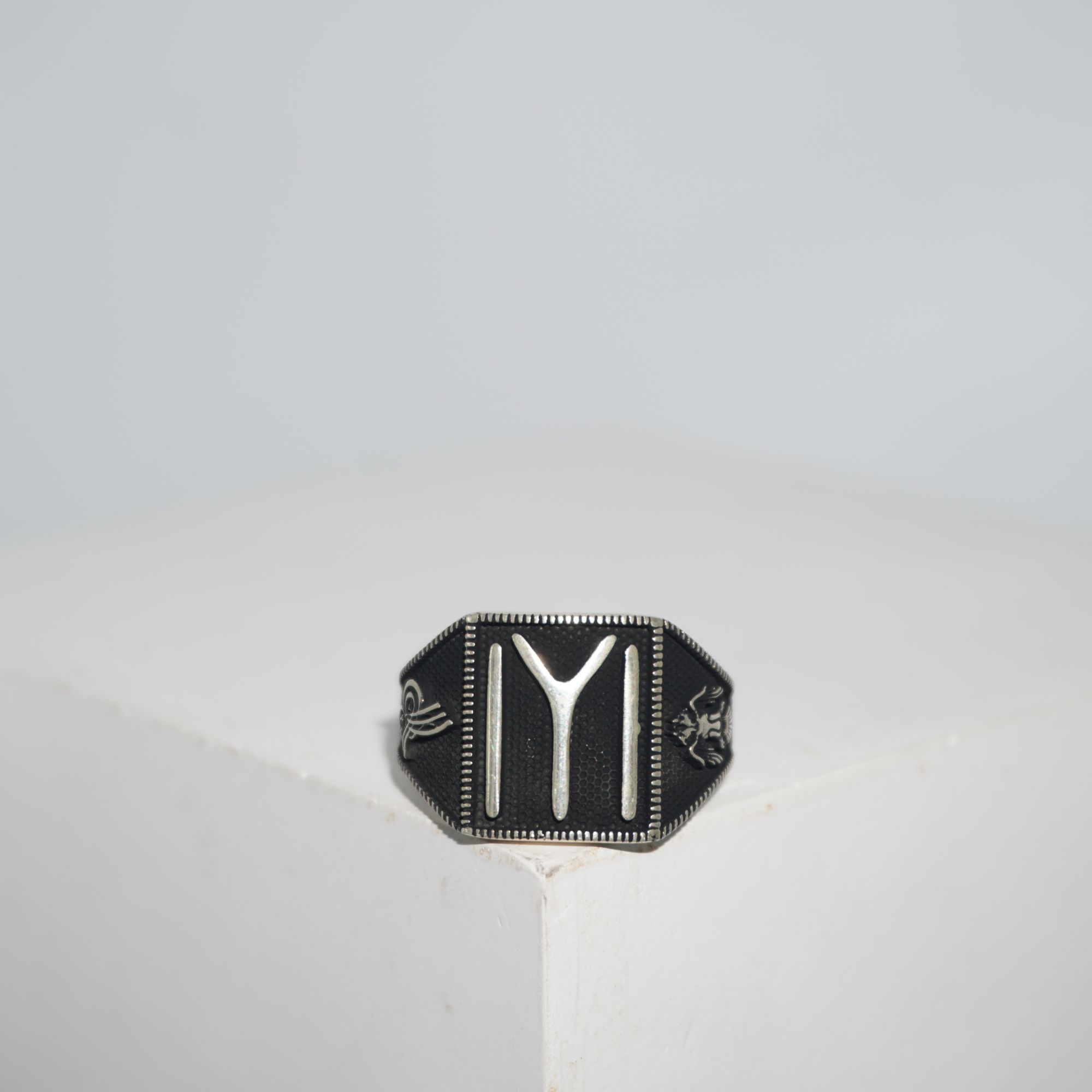 925 Silver Classic Men Ring 990R6
