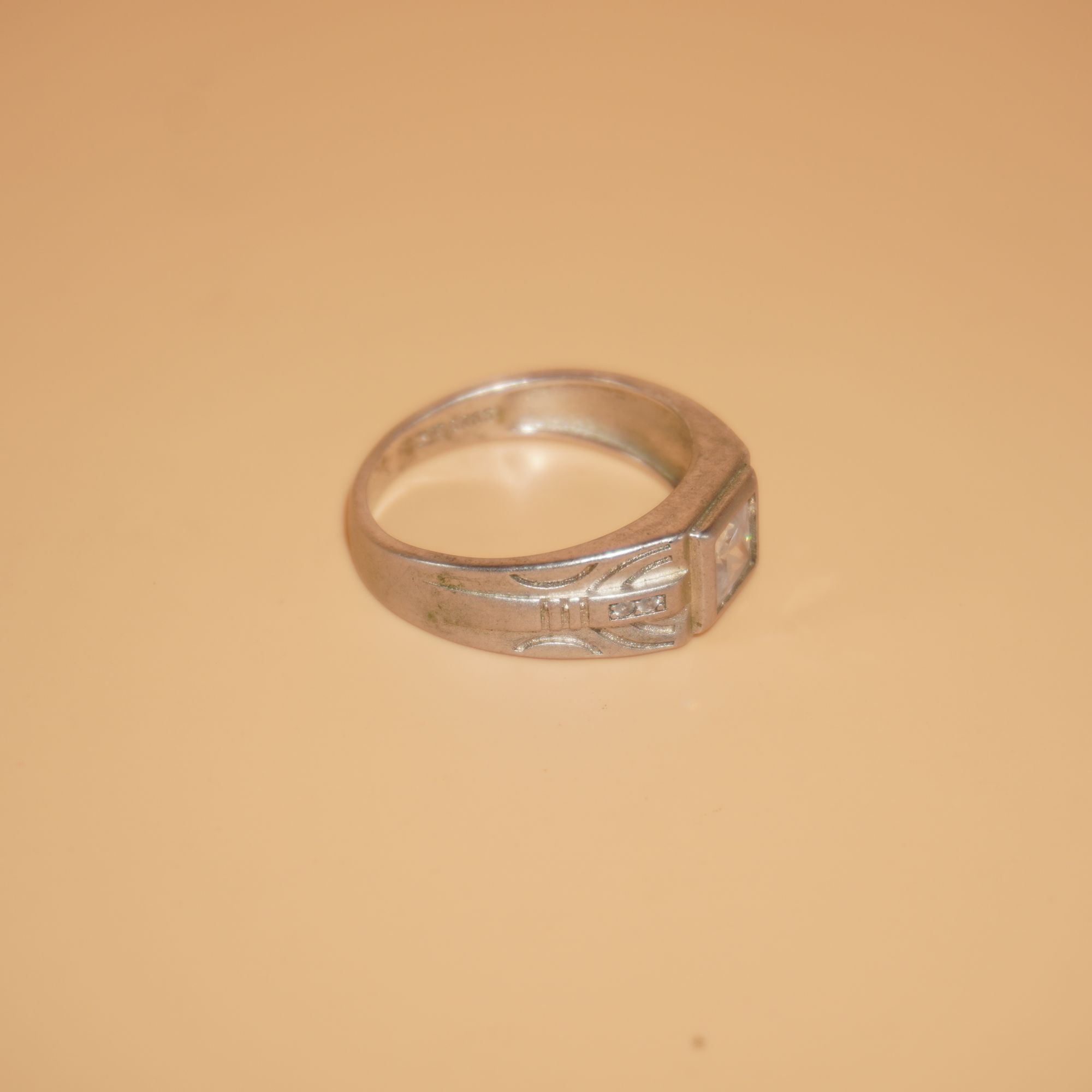 925 Silver Lightweight Designer Ring 274R40