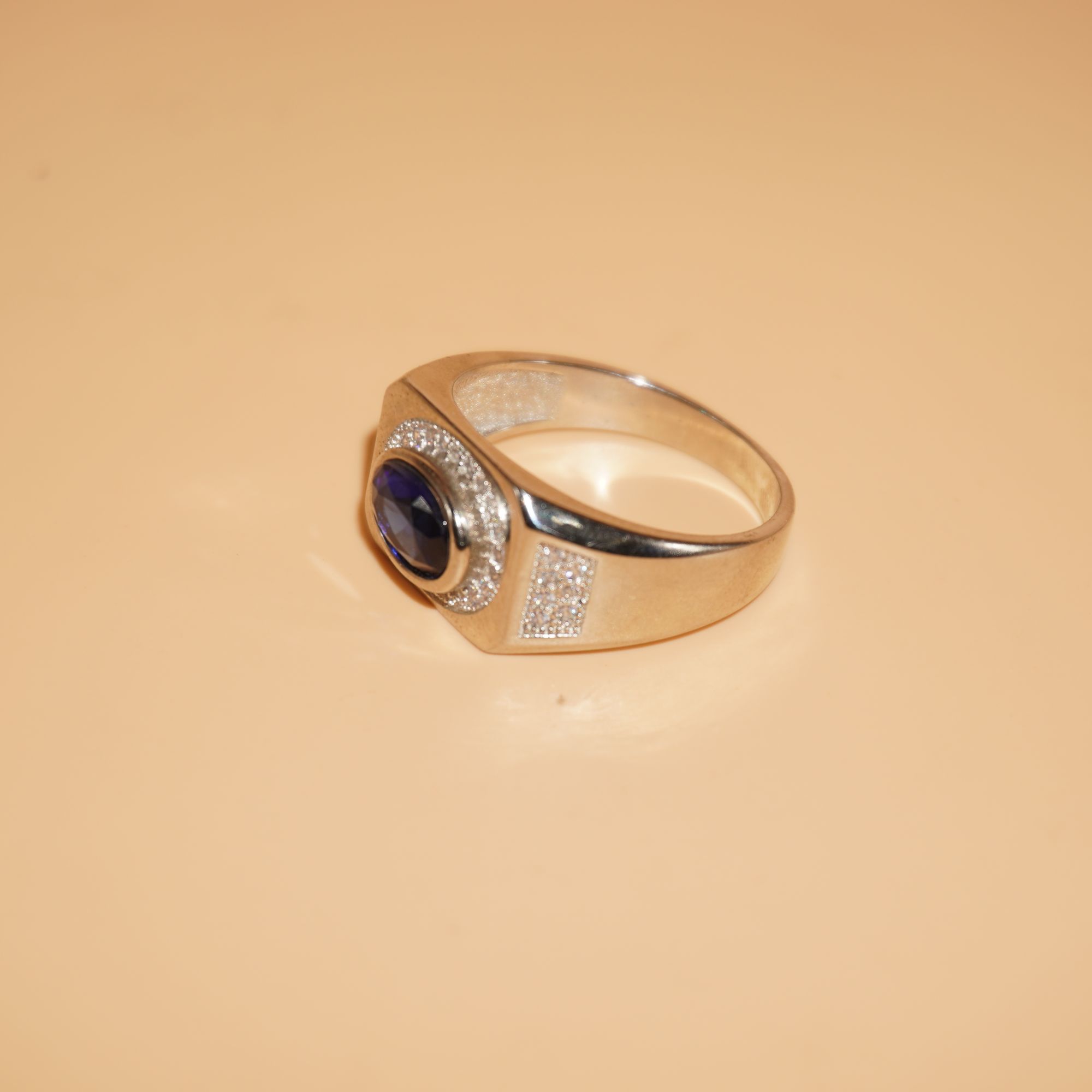 925 Silver Gorgeous Gents Ring 723R27 - Image 3