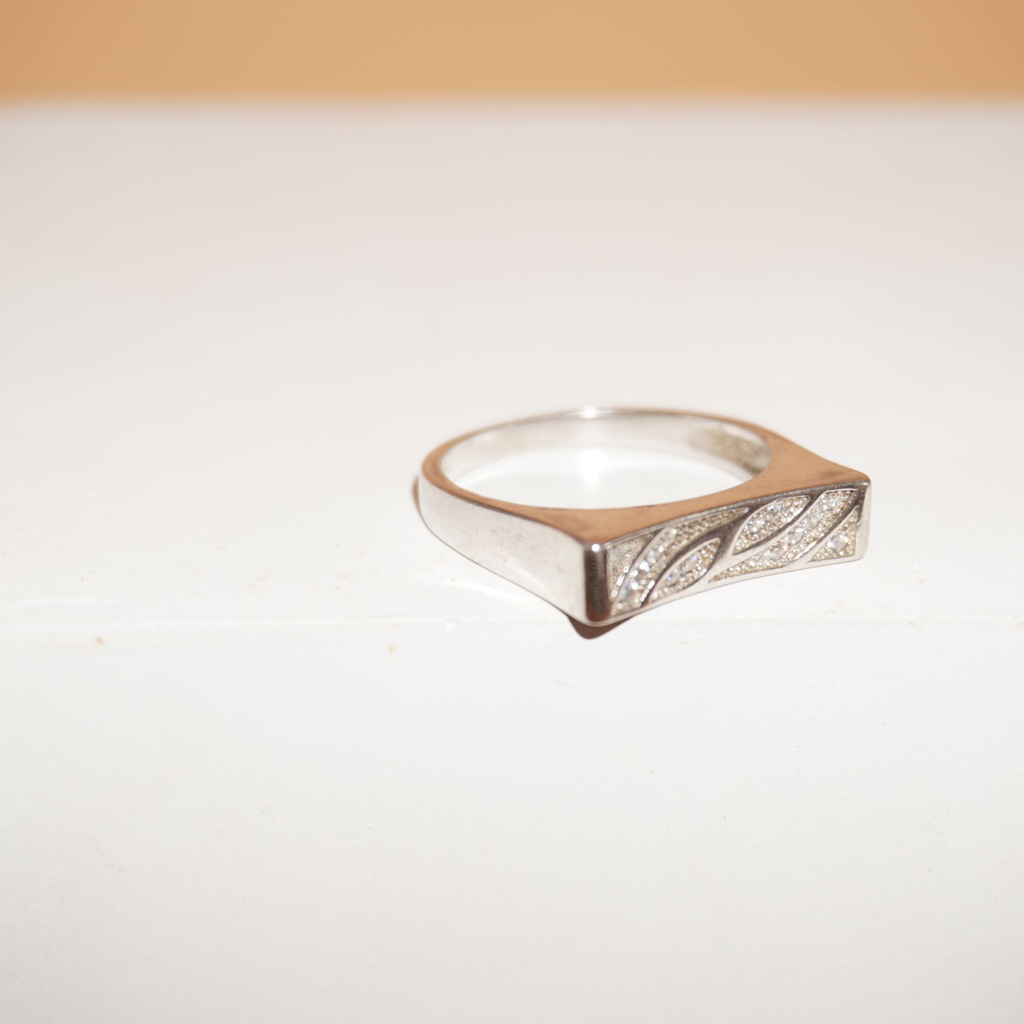 925 Silver Lightweight Plain Ring 765R6 - Image 2