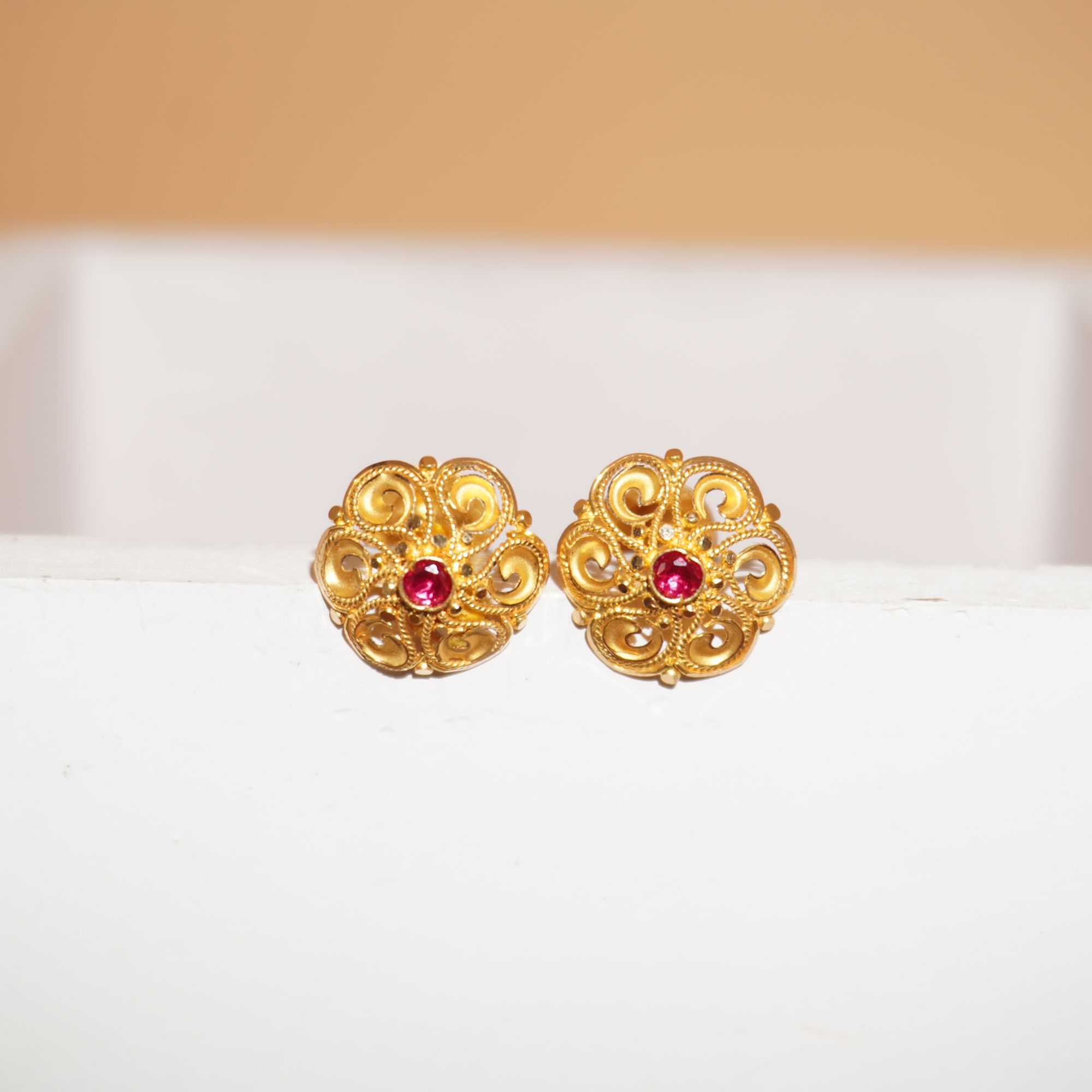 22k Gold Fancy Plain Earring 10R804