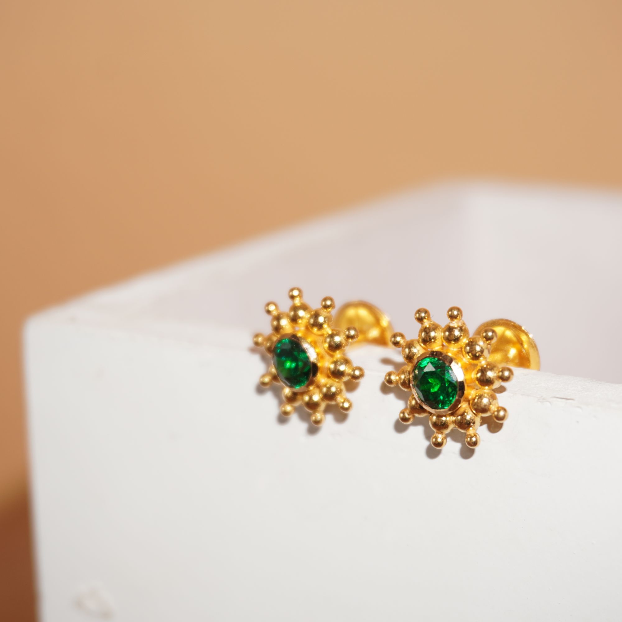 22k Gold Delicate Ladies Earring 73R317