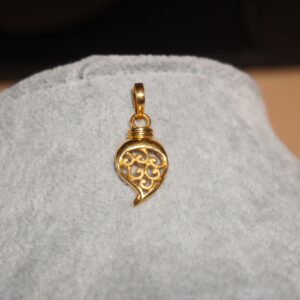 22k Gold Stunning Plain Pendant 65R180