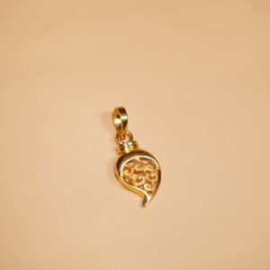 22k Gold Stunning Plain Pendant 65R180