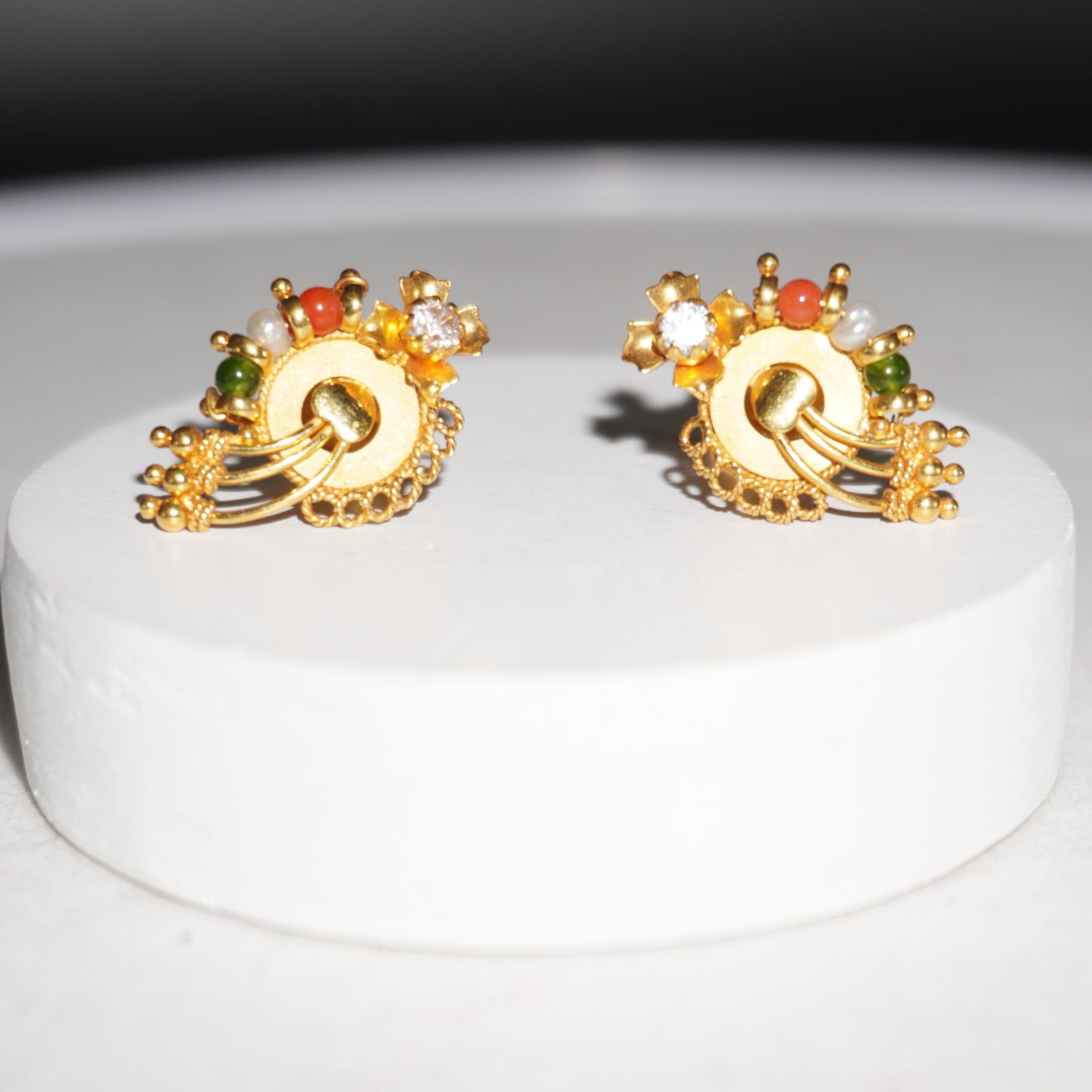 22k Gold Stunning Plain Earrings 10R296