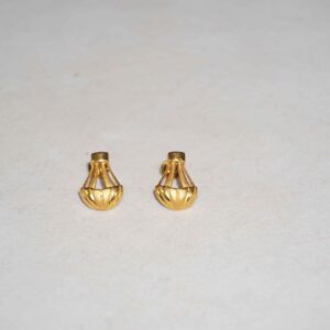 916 Gold Stylish Earrings
