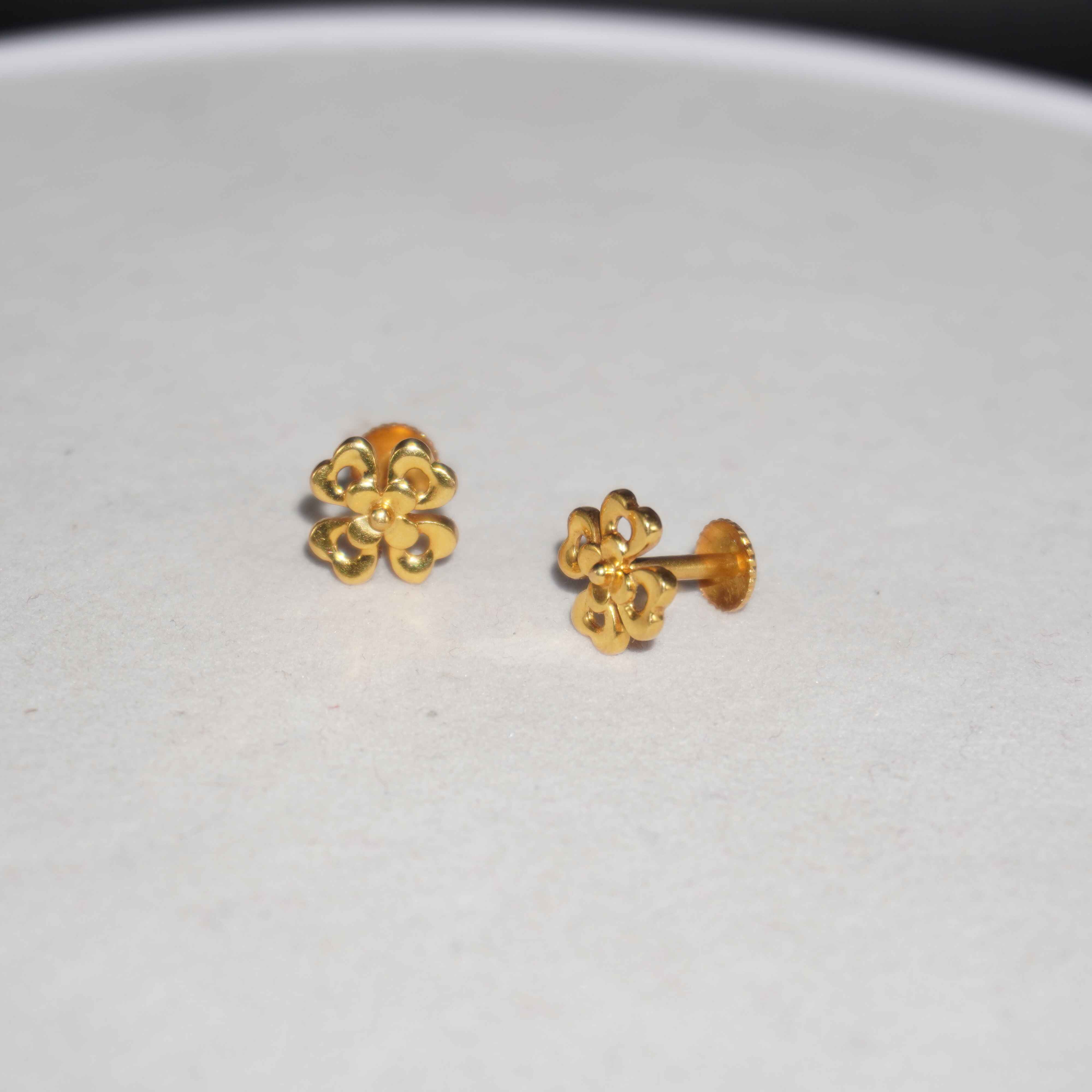 22K Gold Culcutti Design Earring