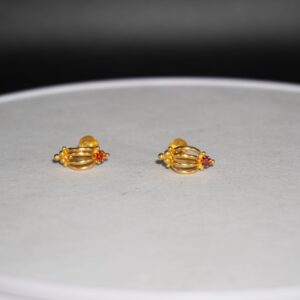 916 Gold Stylish Earrings
