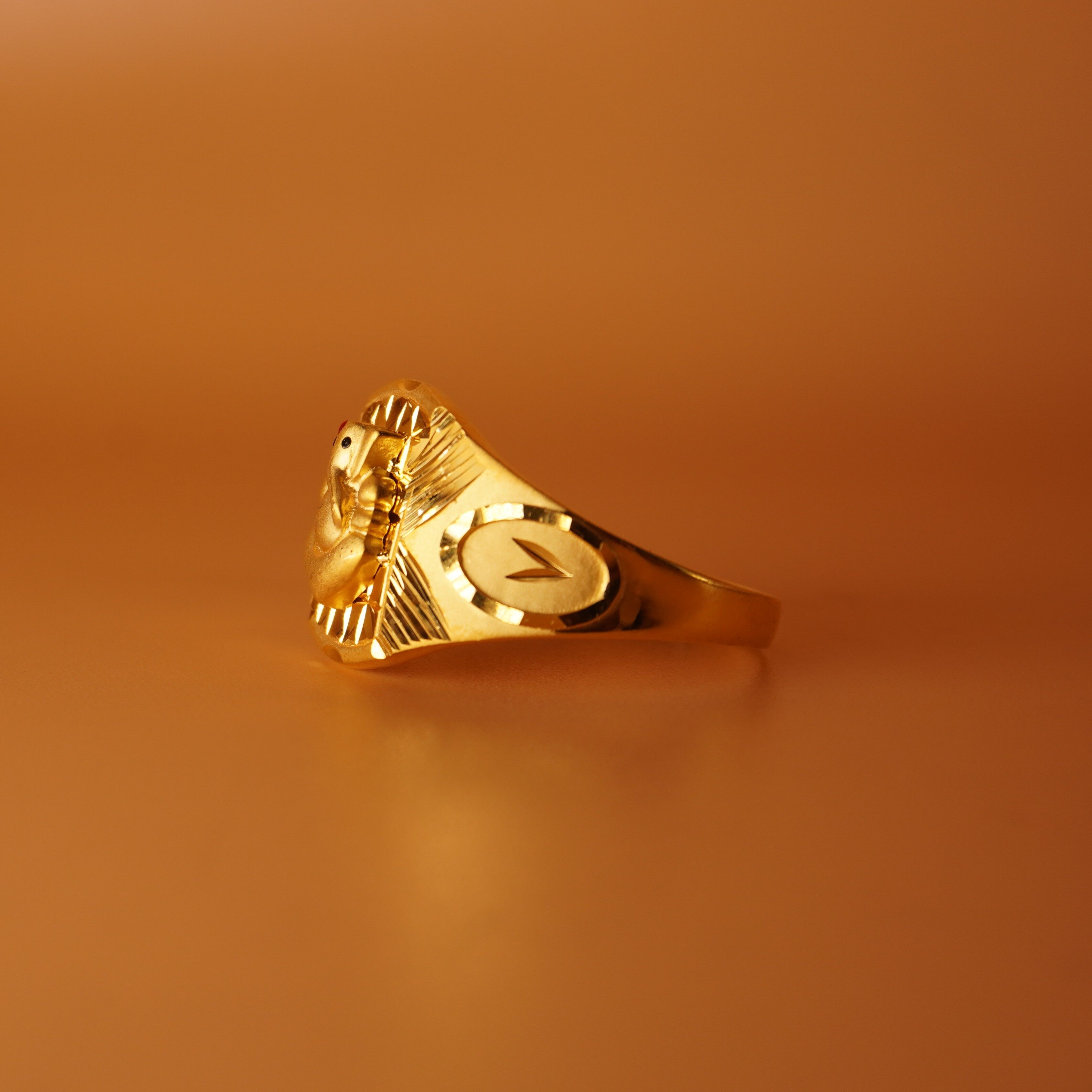 916 Gold Fancy Ring