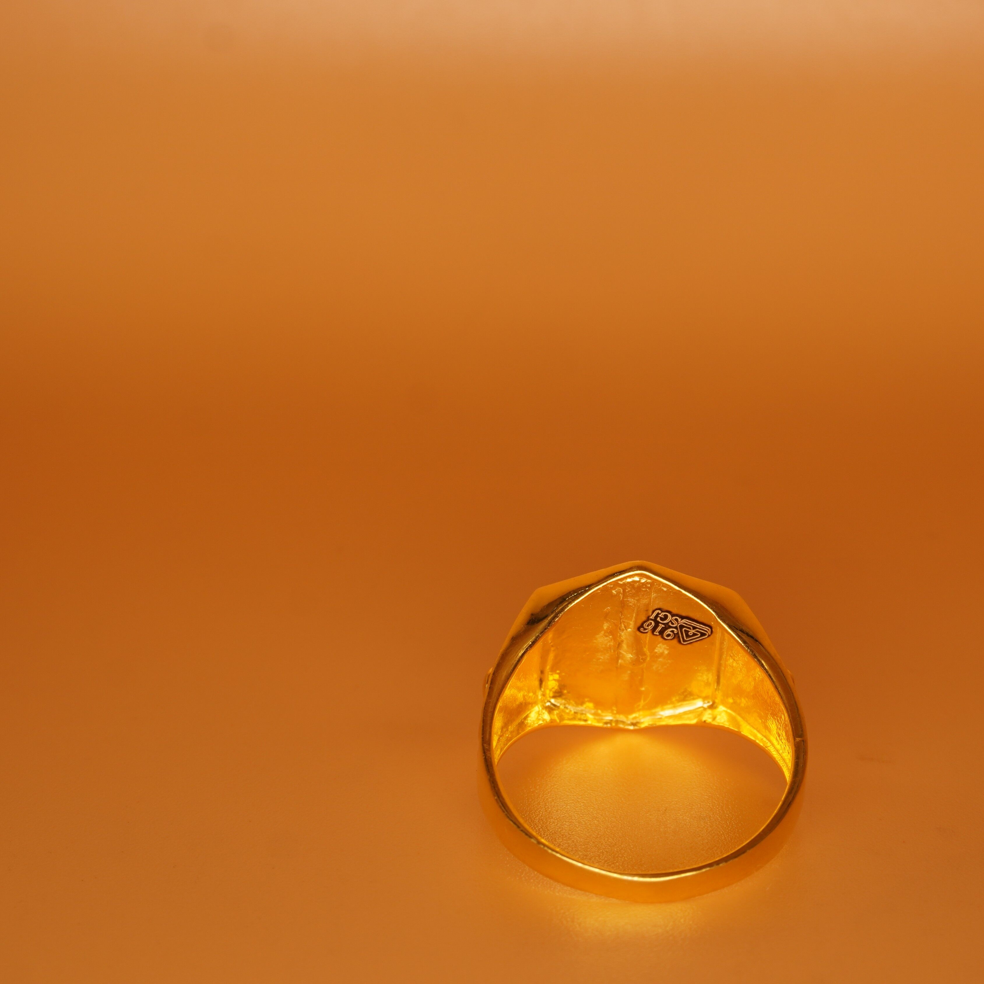916 Gold Fancy Ring