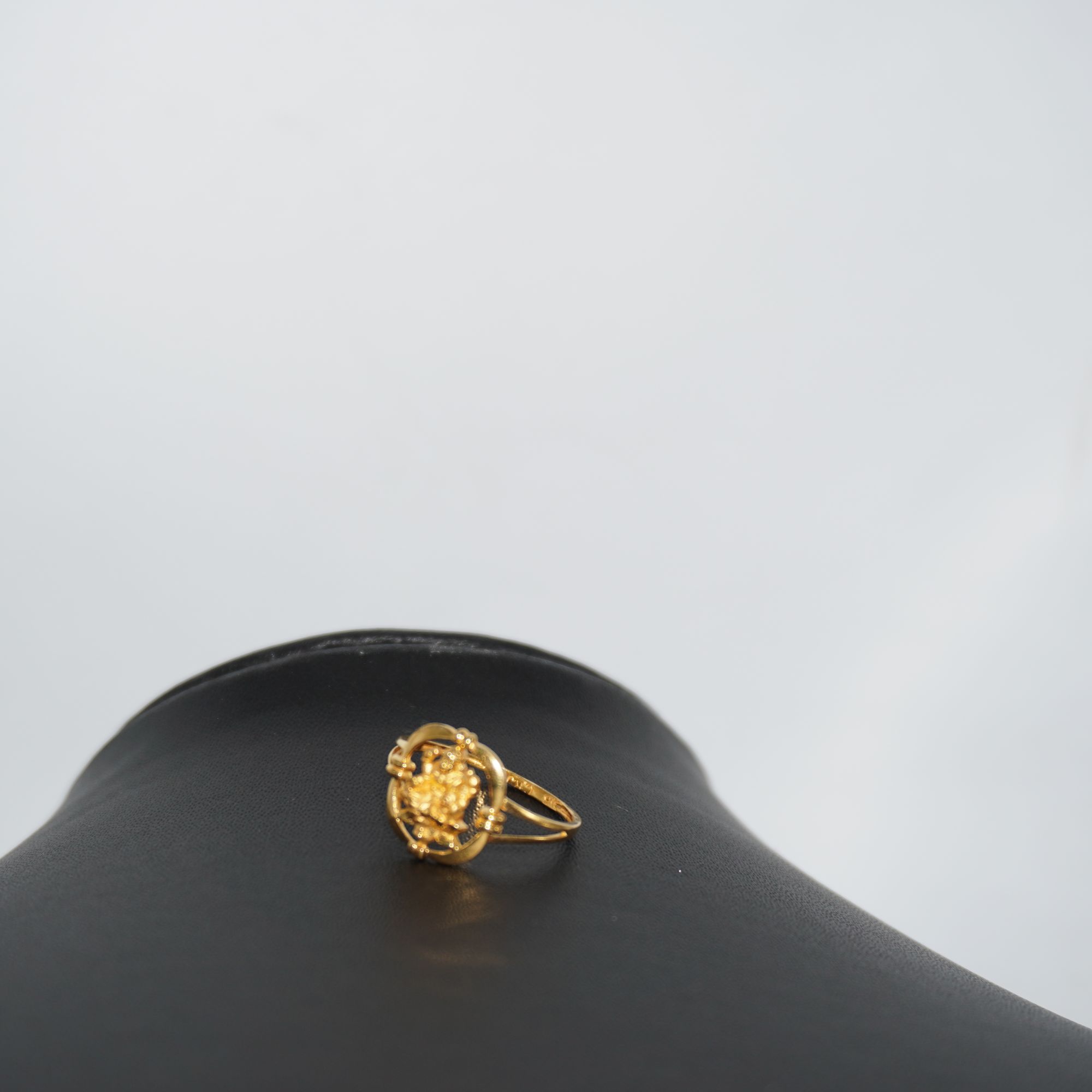 916 Gold Fancy Fancy Rings 1045R1 - Image 2