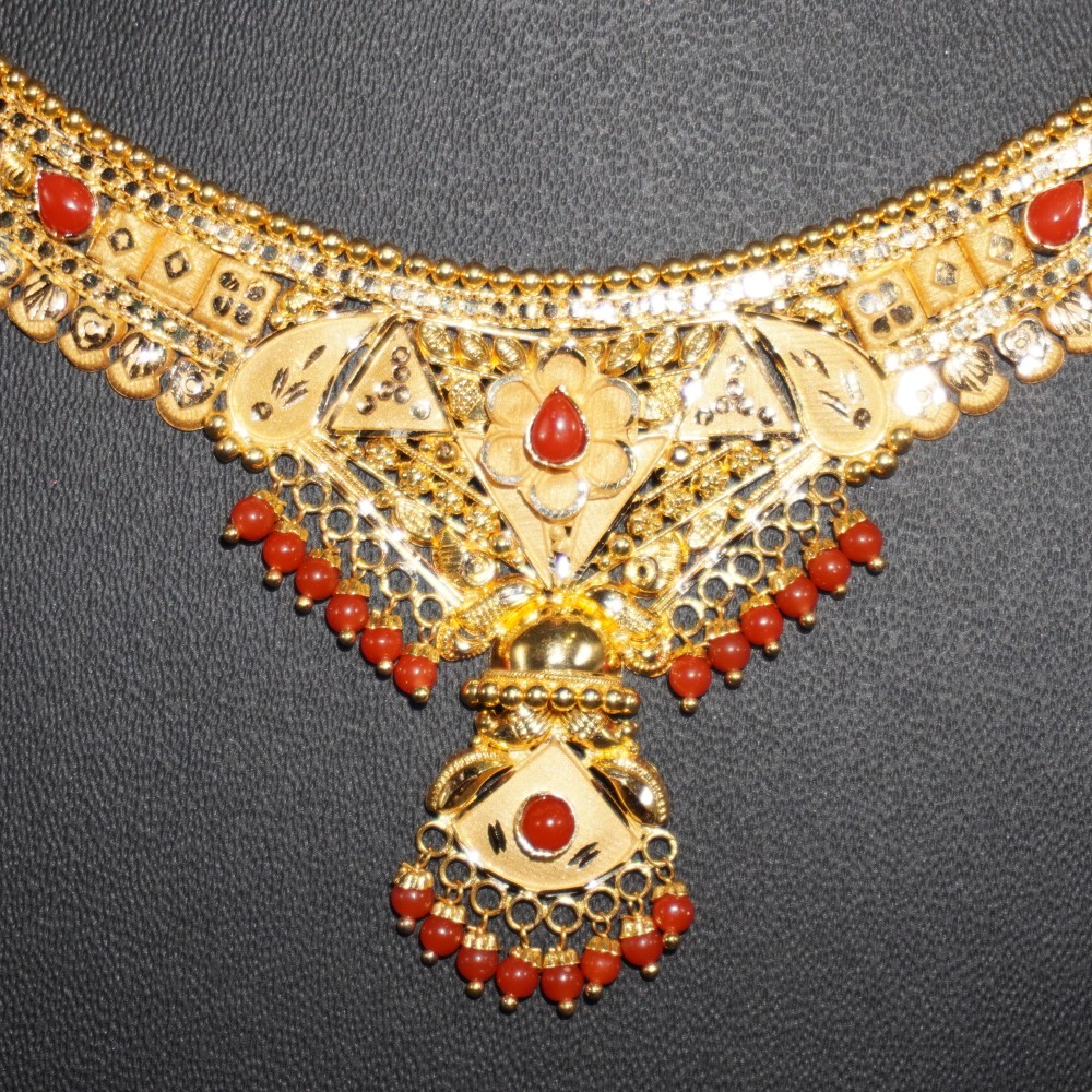 Gold Classic Necklace 64R215