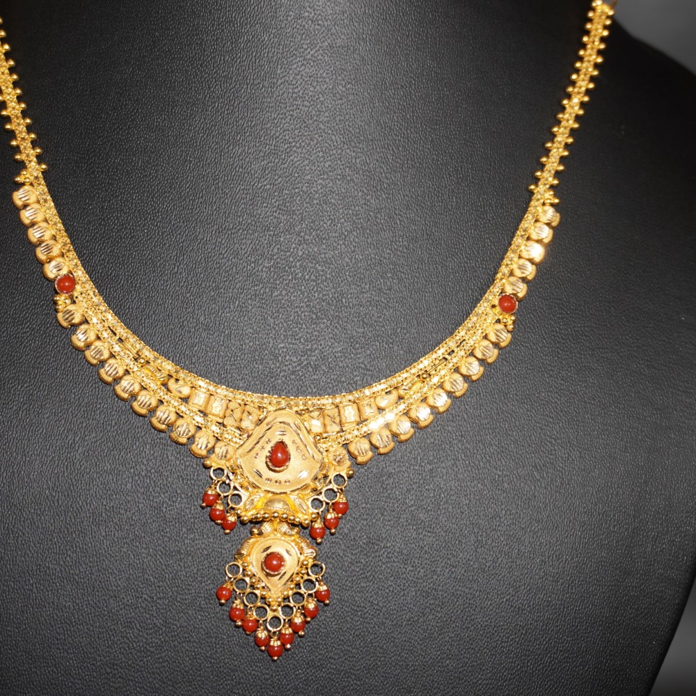 Gold Modern Necklace 64R235
