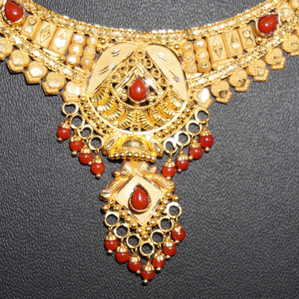 Gold Fancy Necklace 64R219