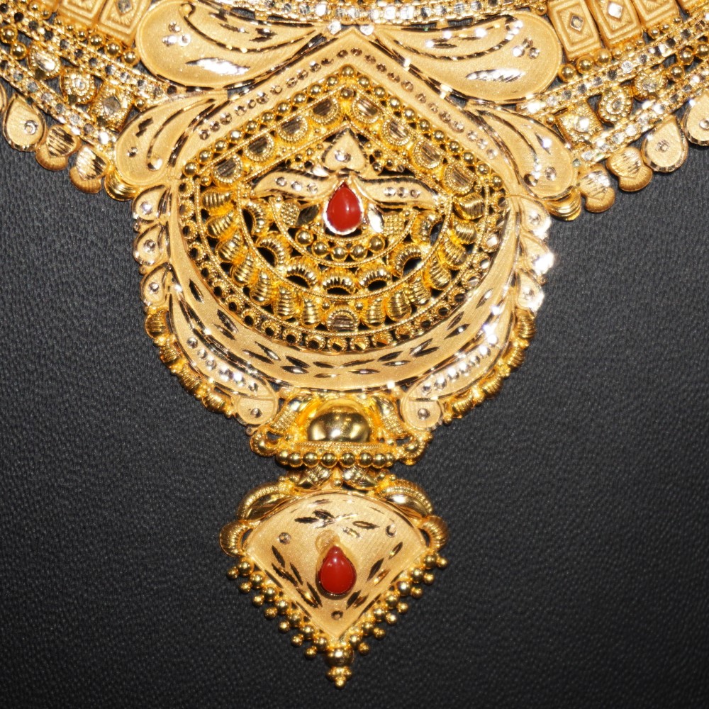 916 Gold Delight Necklace 64R233