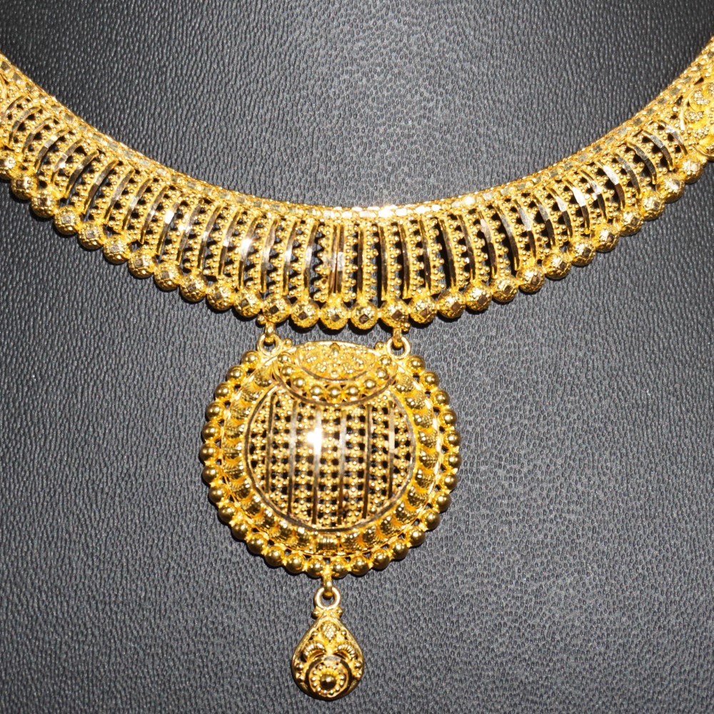 916 Gold Flair Necklace 1006R14