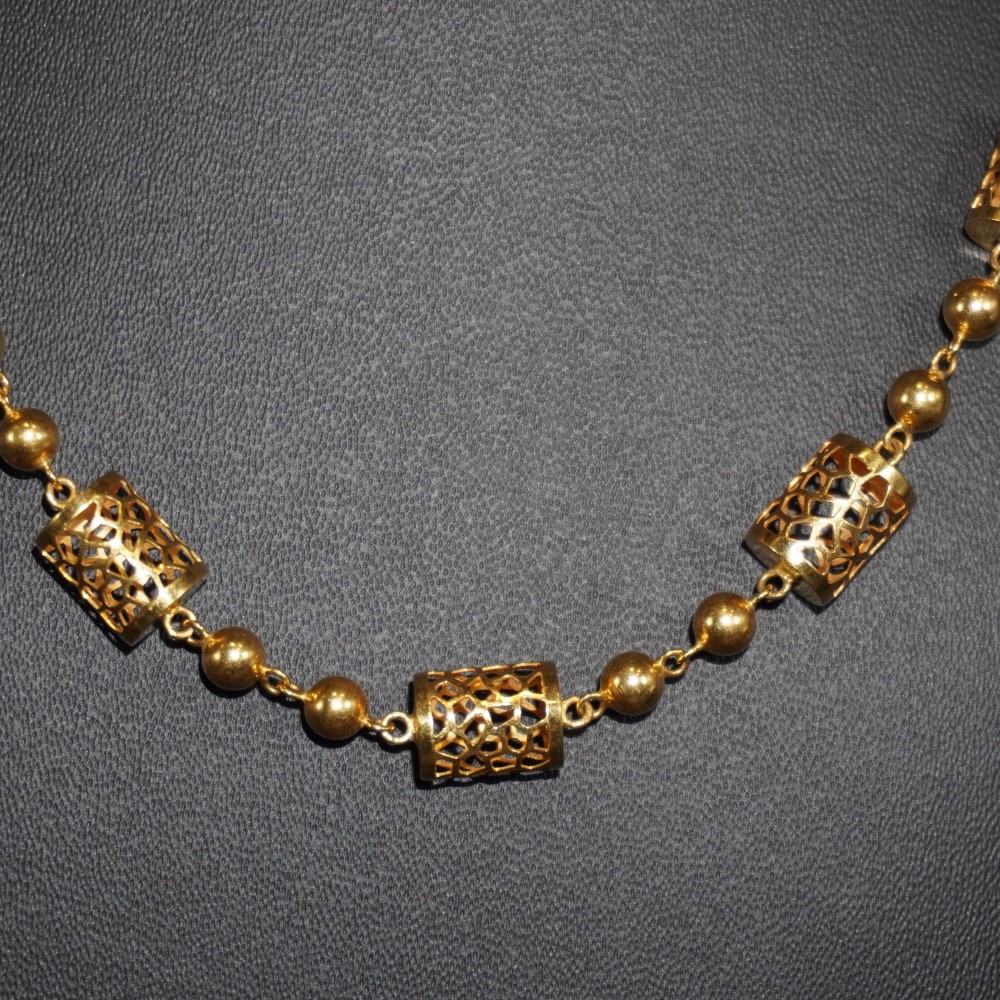 916 Gold Loopy Bends Necklace 1008R2