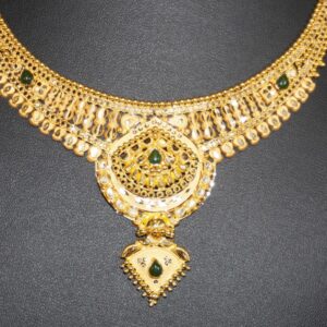 916 Gold Dazzling Necklace 64R230