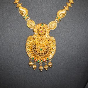 916 Gold Stunning Necklace 23R131