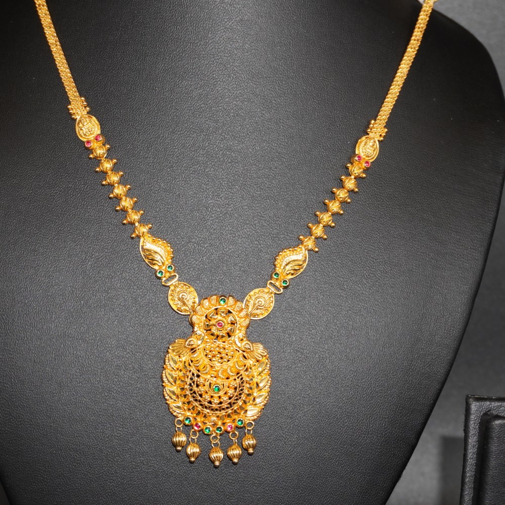 916 Gold Stunning Necklace 23R131