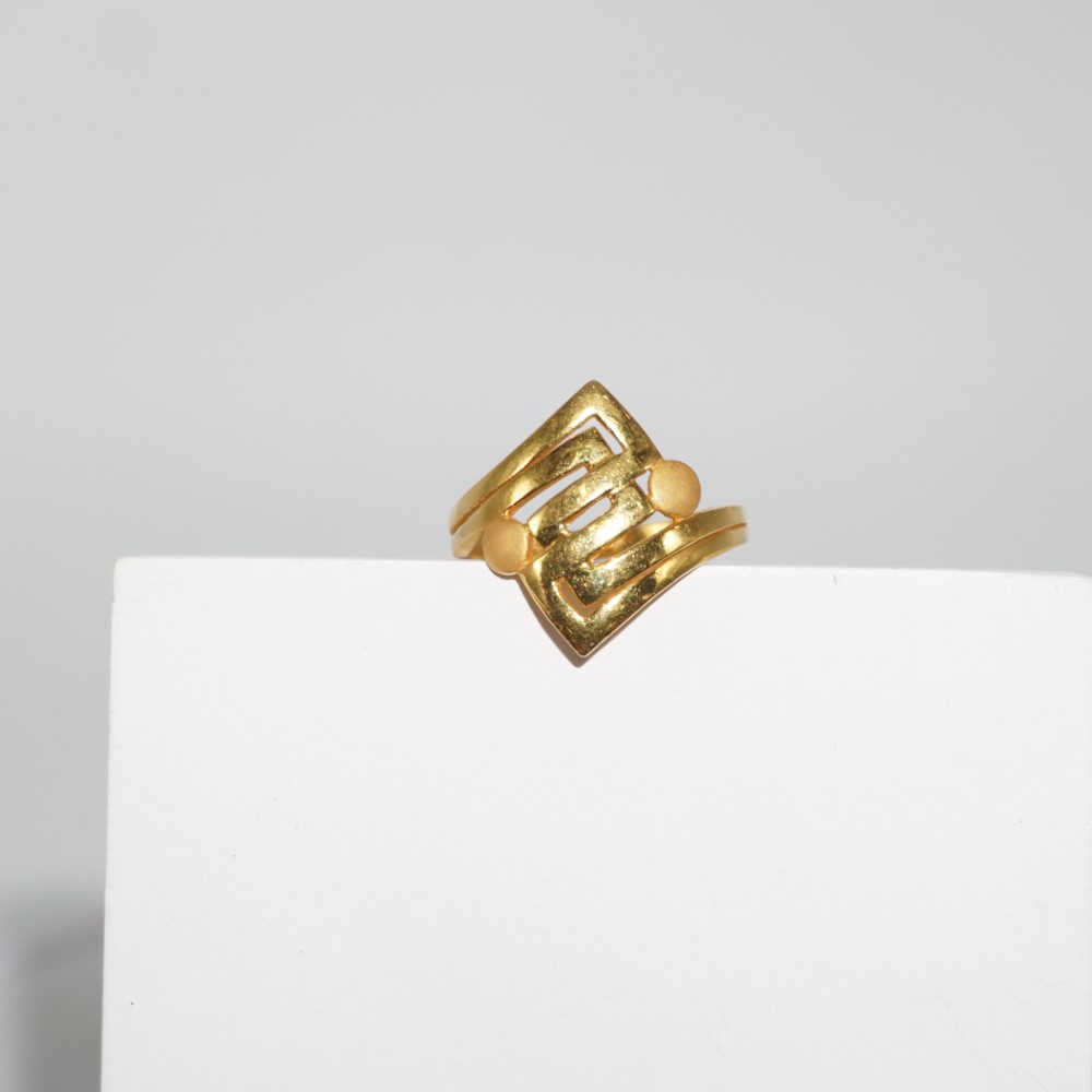 22k Gold Floral Rings 277R6 - Image 4