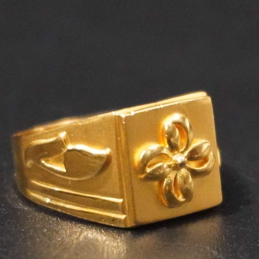 22kt gold ring for gents