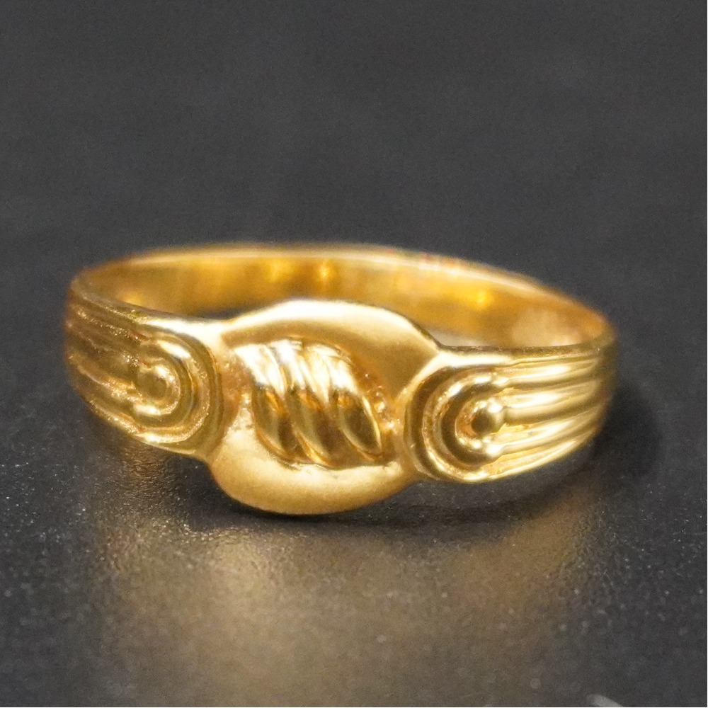22k gold Floral ring