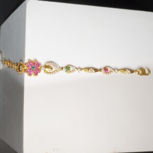22kt fancy  desgin ladies bracelet