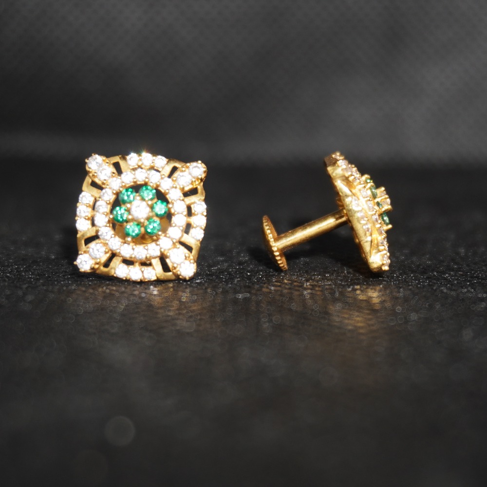 916  Gold Fancy earrings