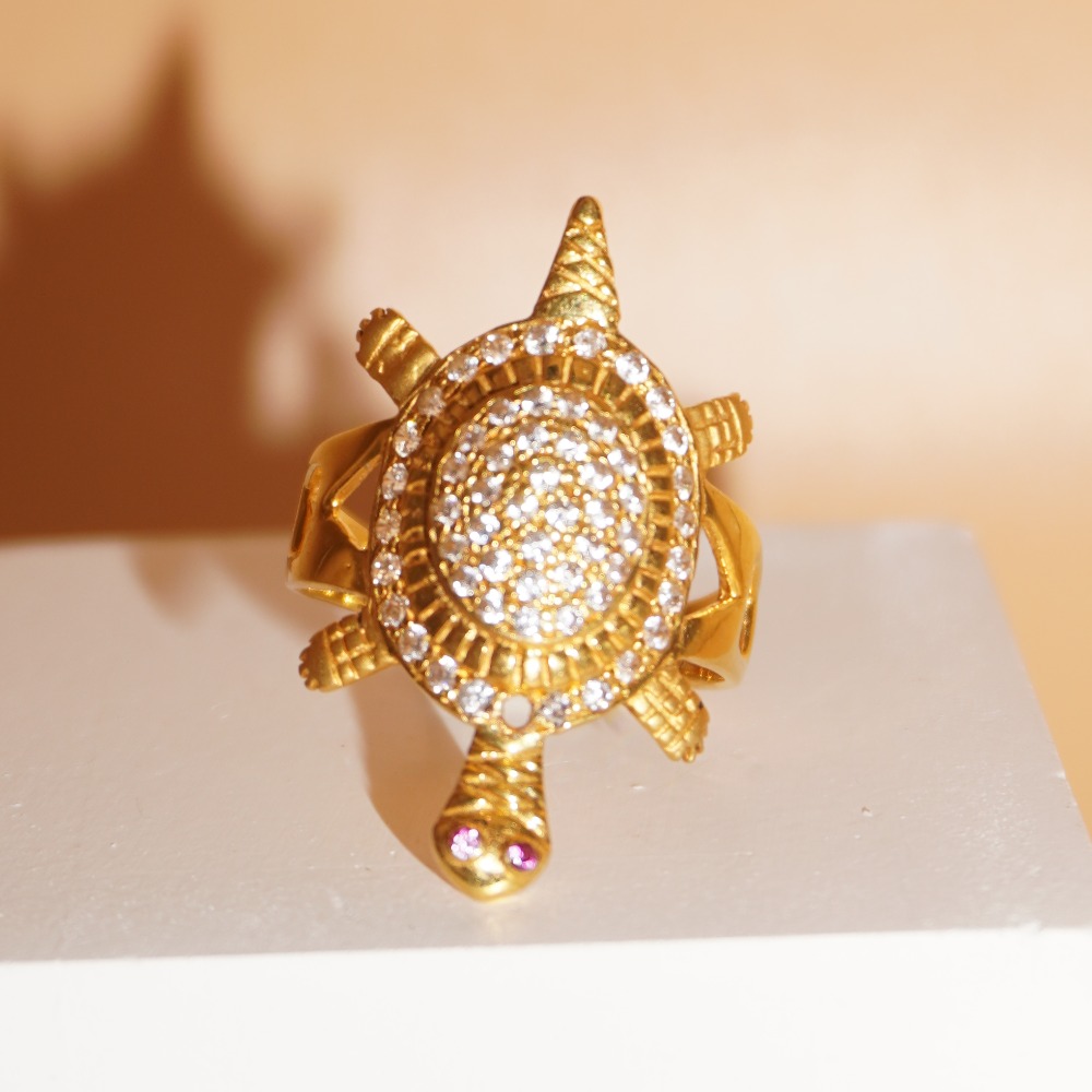 22 kt yellow Gold tortoise classic Ring