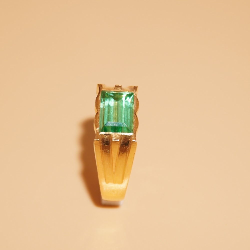 916 Gold Gents Ring