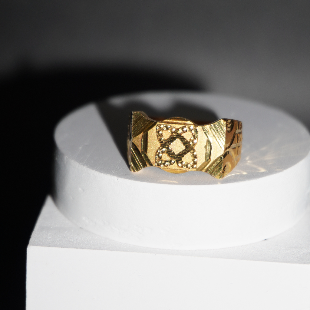 916 Gold Plain Ring