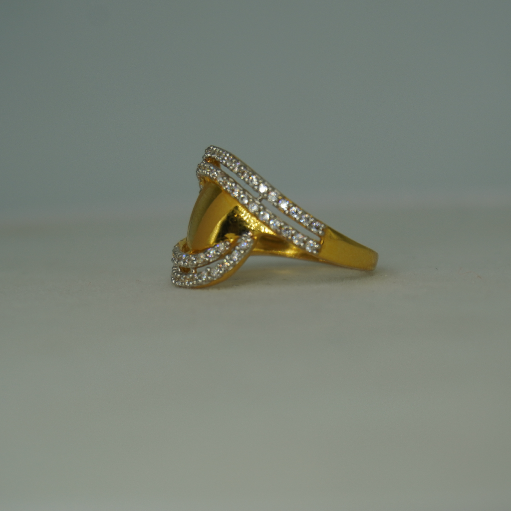 916 Gold Fancy Ring