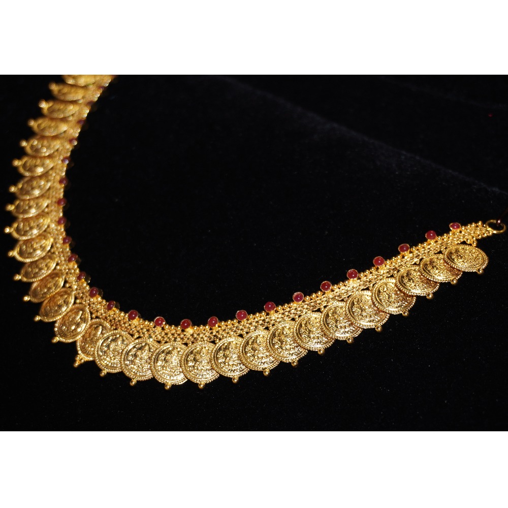 Gold traditional necklace