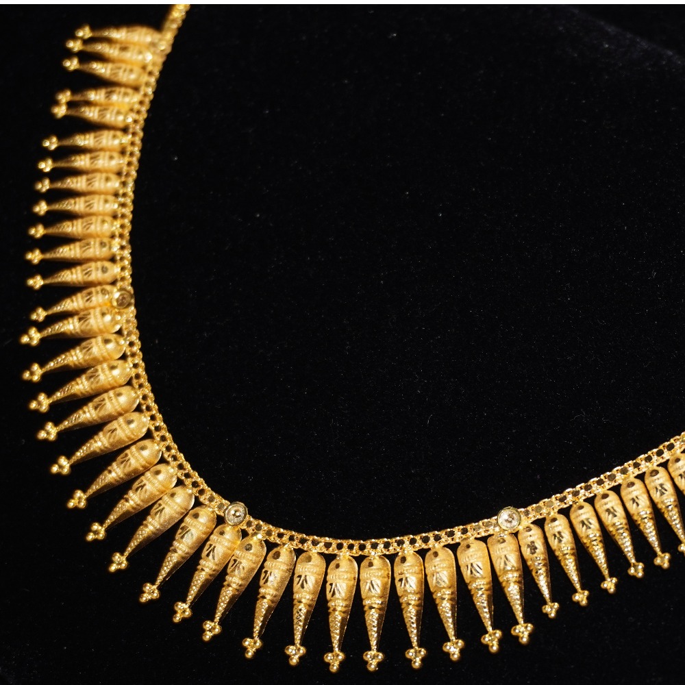 22k gold fancy necklace