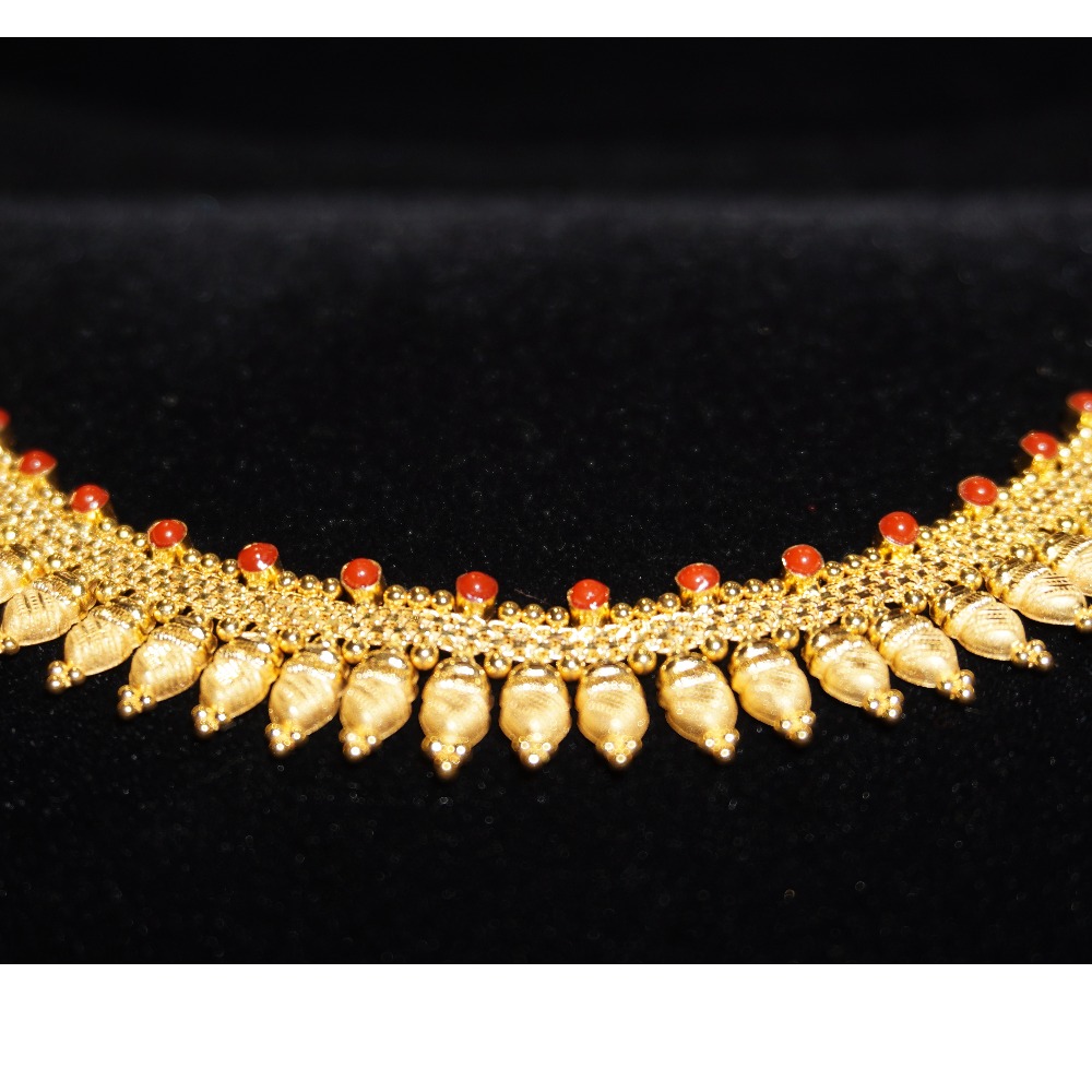 Gold light weight fancy necklace