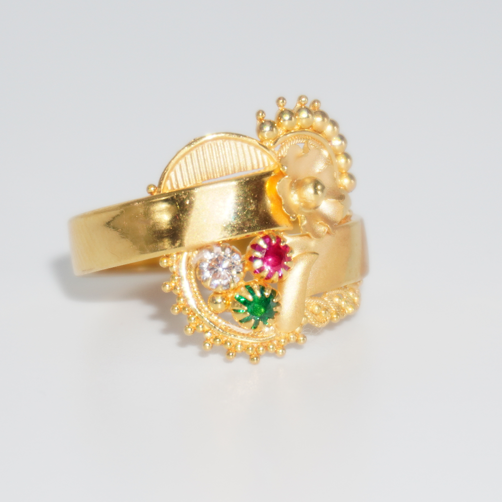 Gold Ladies Ring
