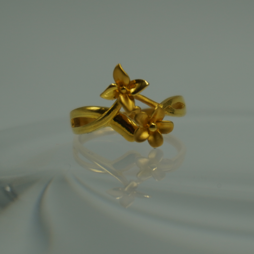Gold Fancy Ring