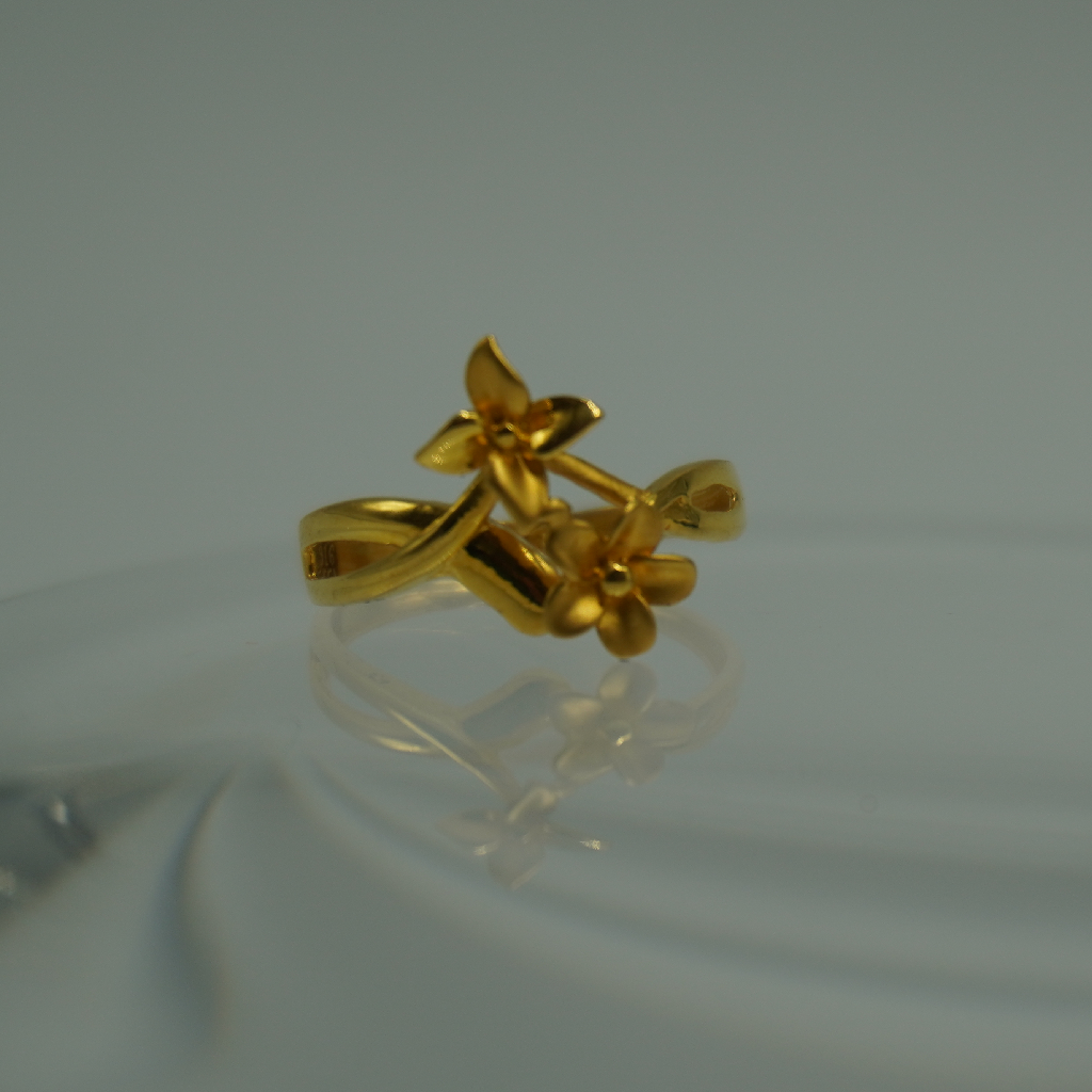 Gold Fancy Ring